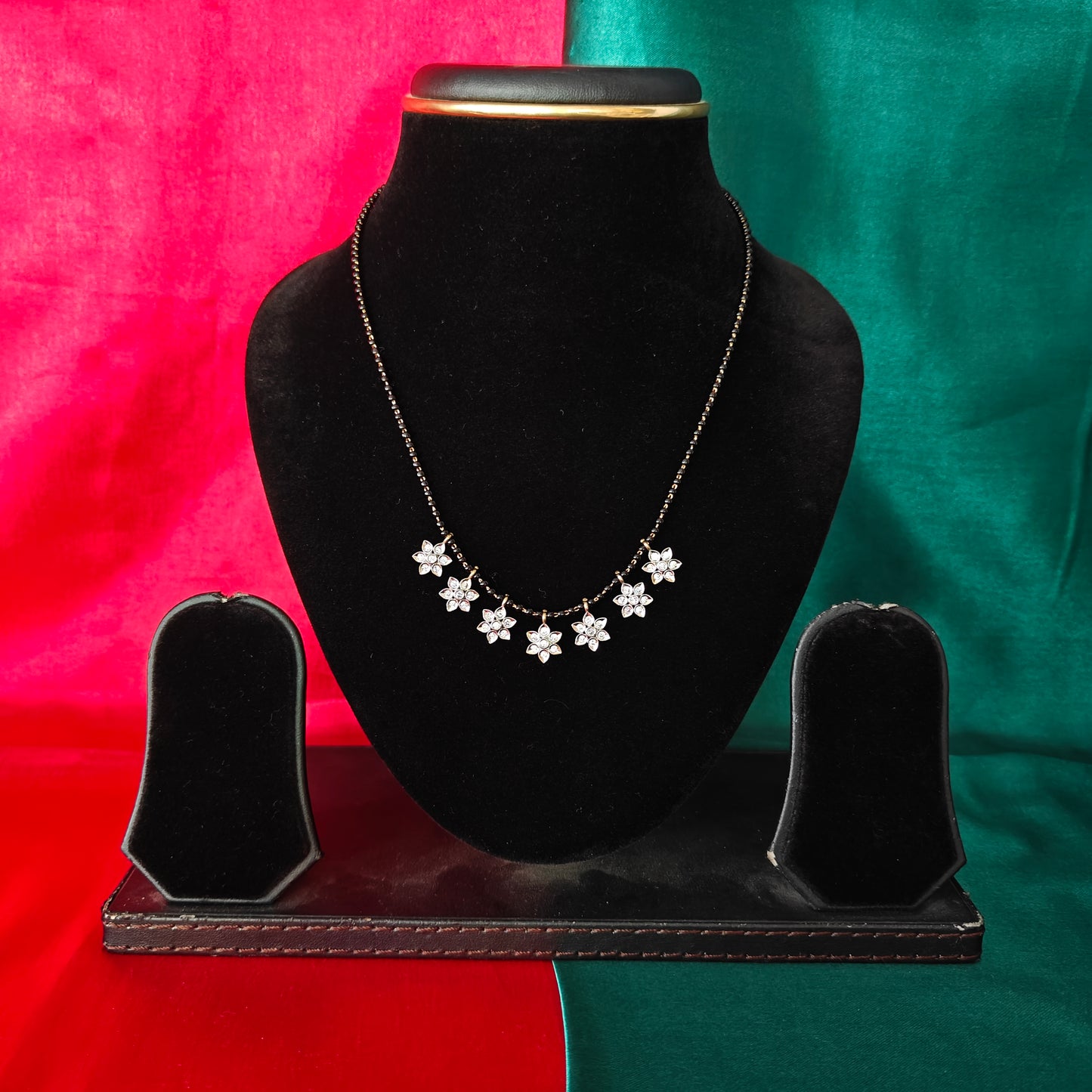 Beautiful Simple Black Beads Short