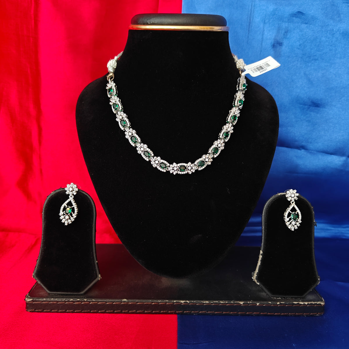 Elegant AD Short Necklace In Green Coloured Stone