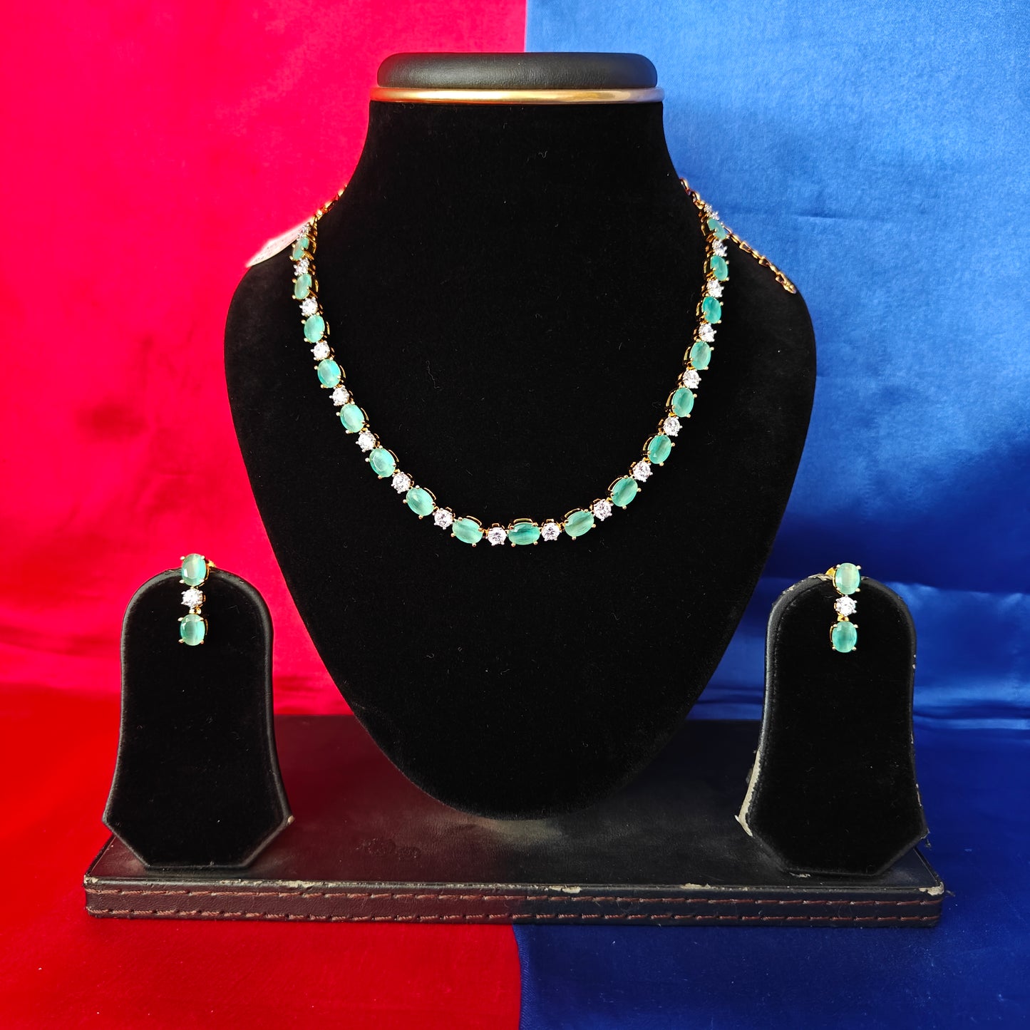 Beautiful CZ Short Necklace In Pista Green Stone