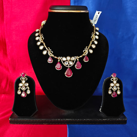 Beautiful Victorian Short Necklace In Ruby Stone