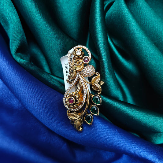 Beautiful Saree Pin In Green Colour Stone