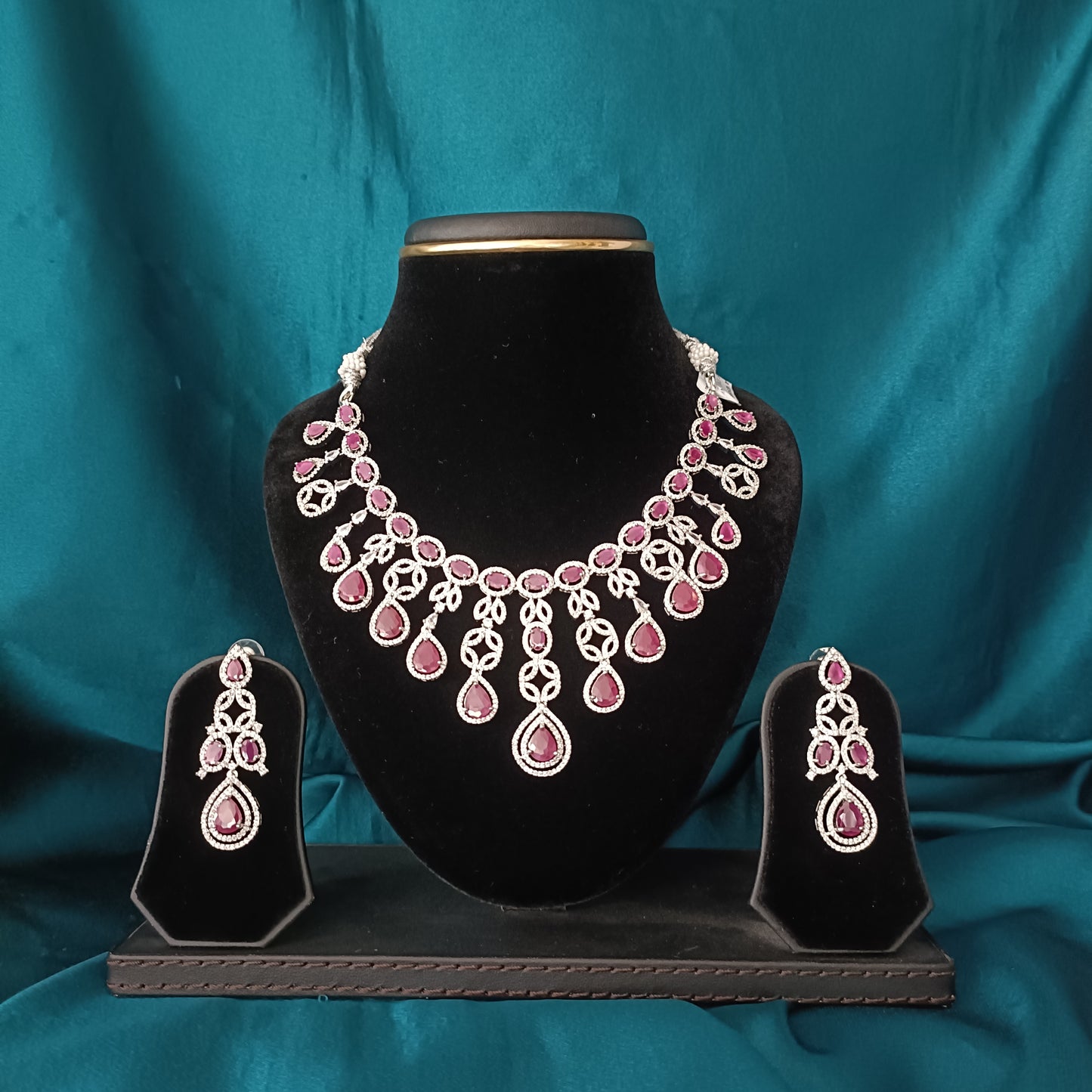 Beautiful Ruby AD Short Necklace