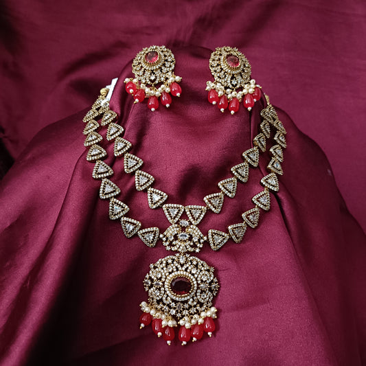 Beautiful Mehndi Polish short Necklace
