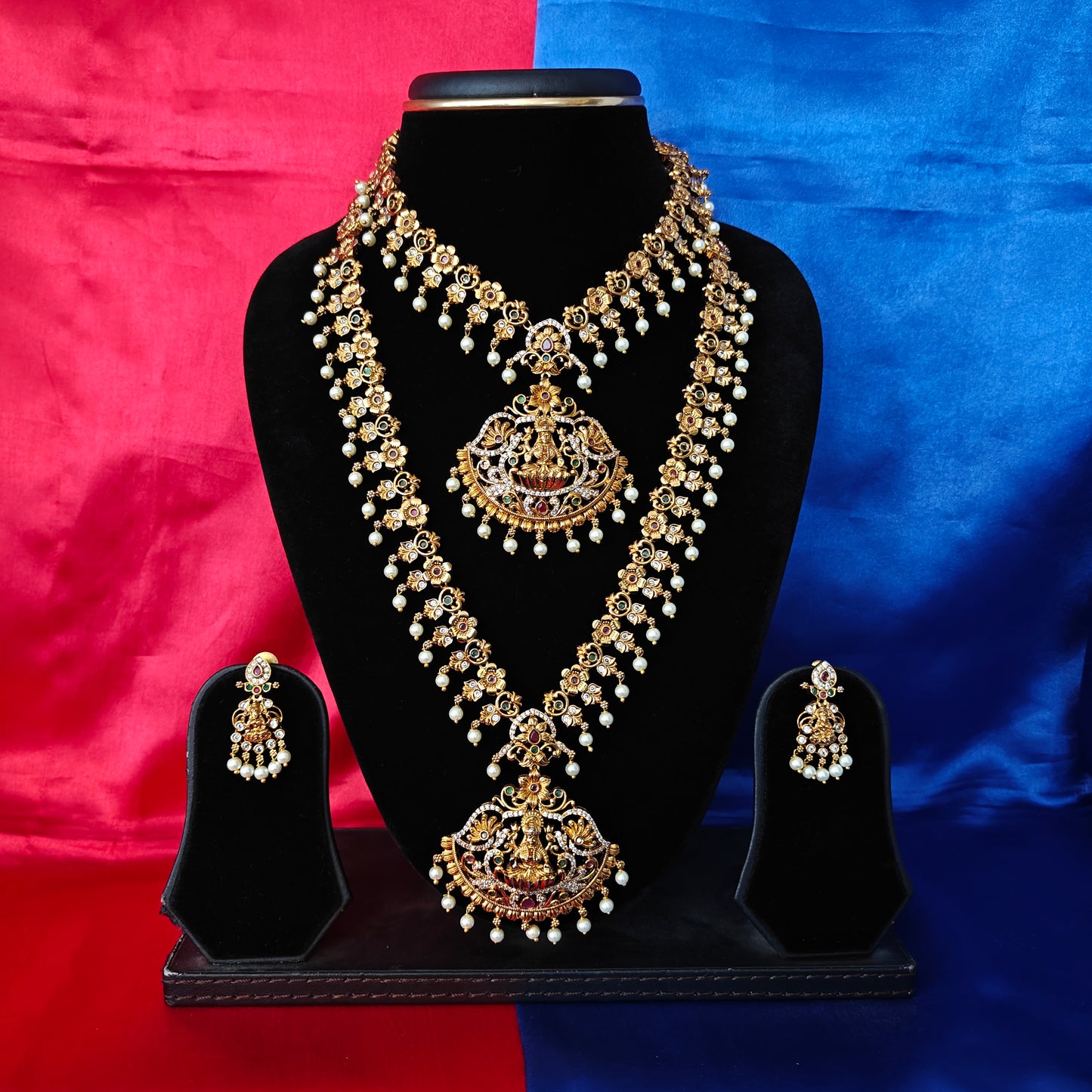 Beautiful Nakshi Combo Set With Laxmi Idol
