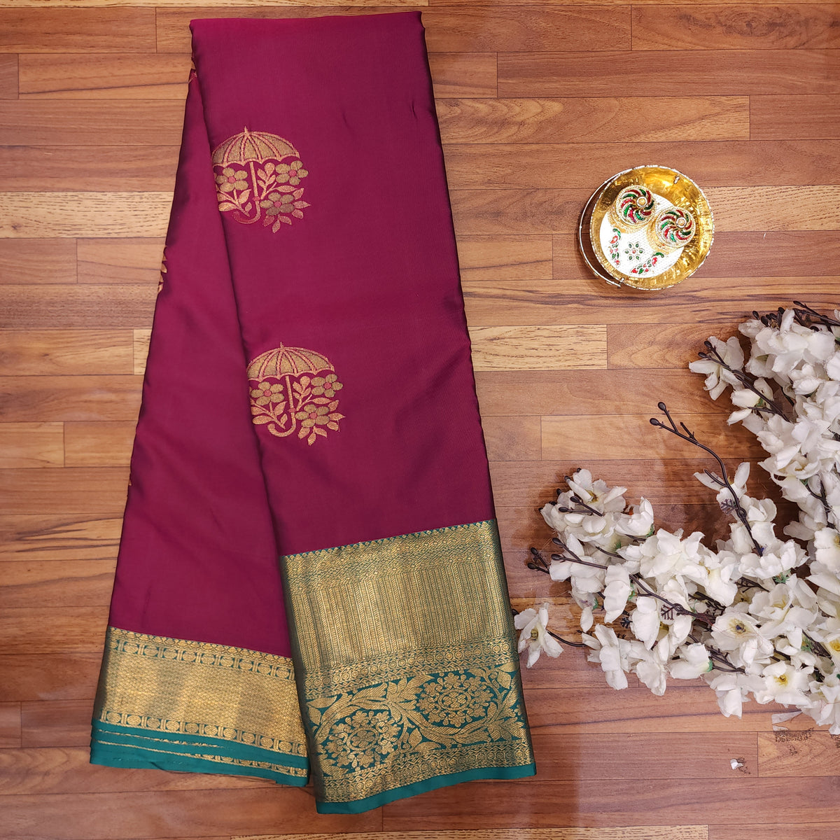 Resham Kanchi Butta Saree