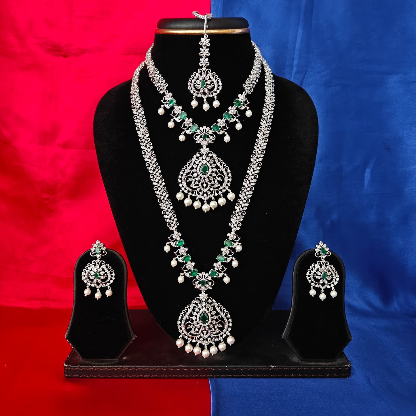 Beautiful Silver Combo Set In Green Stone