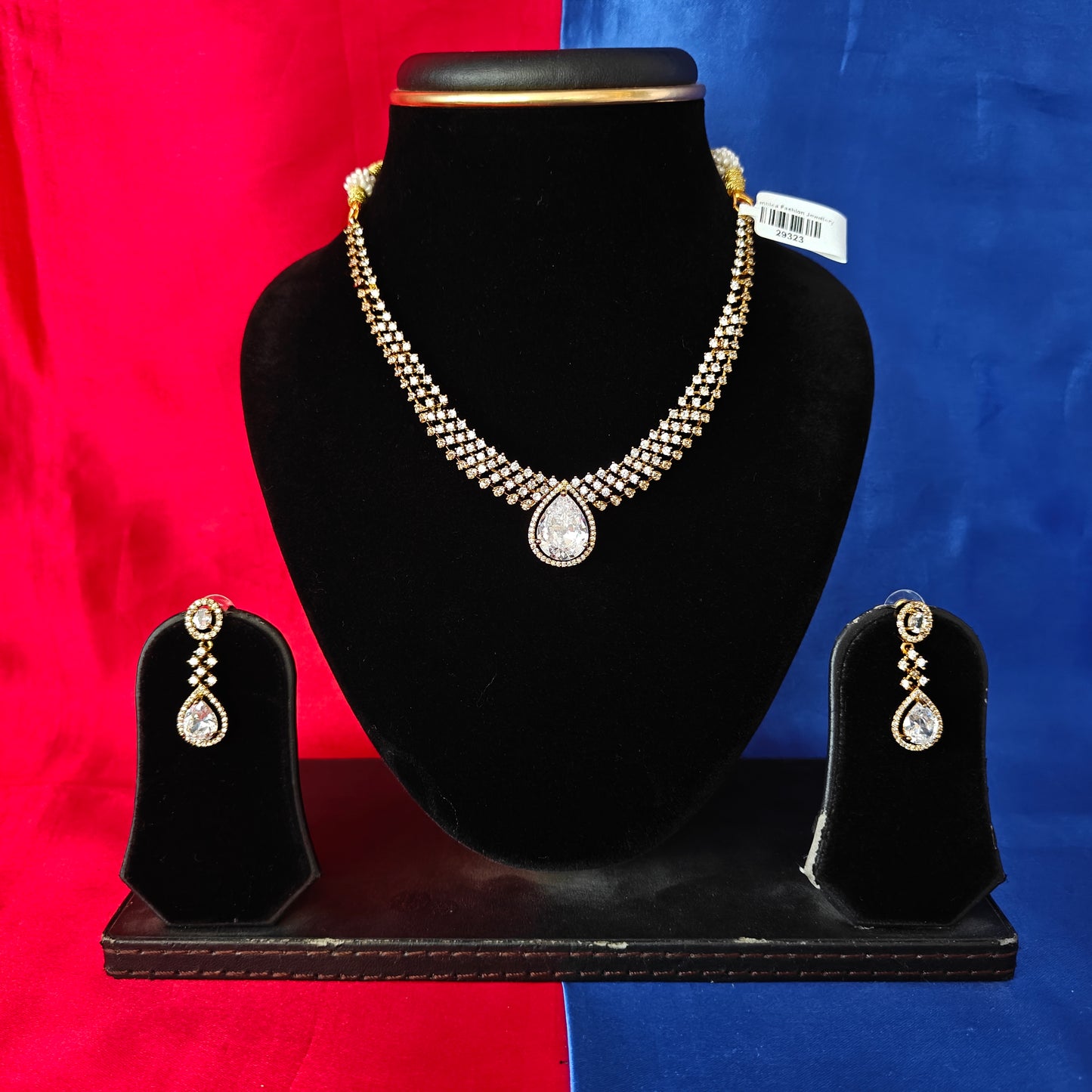 Beautiful Mini Haaram In White Stone