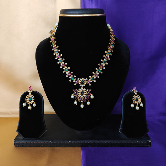 Beautiful Jadau Kundan Short Necklace - Ambica Wedding Mall