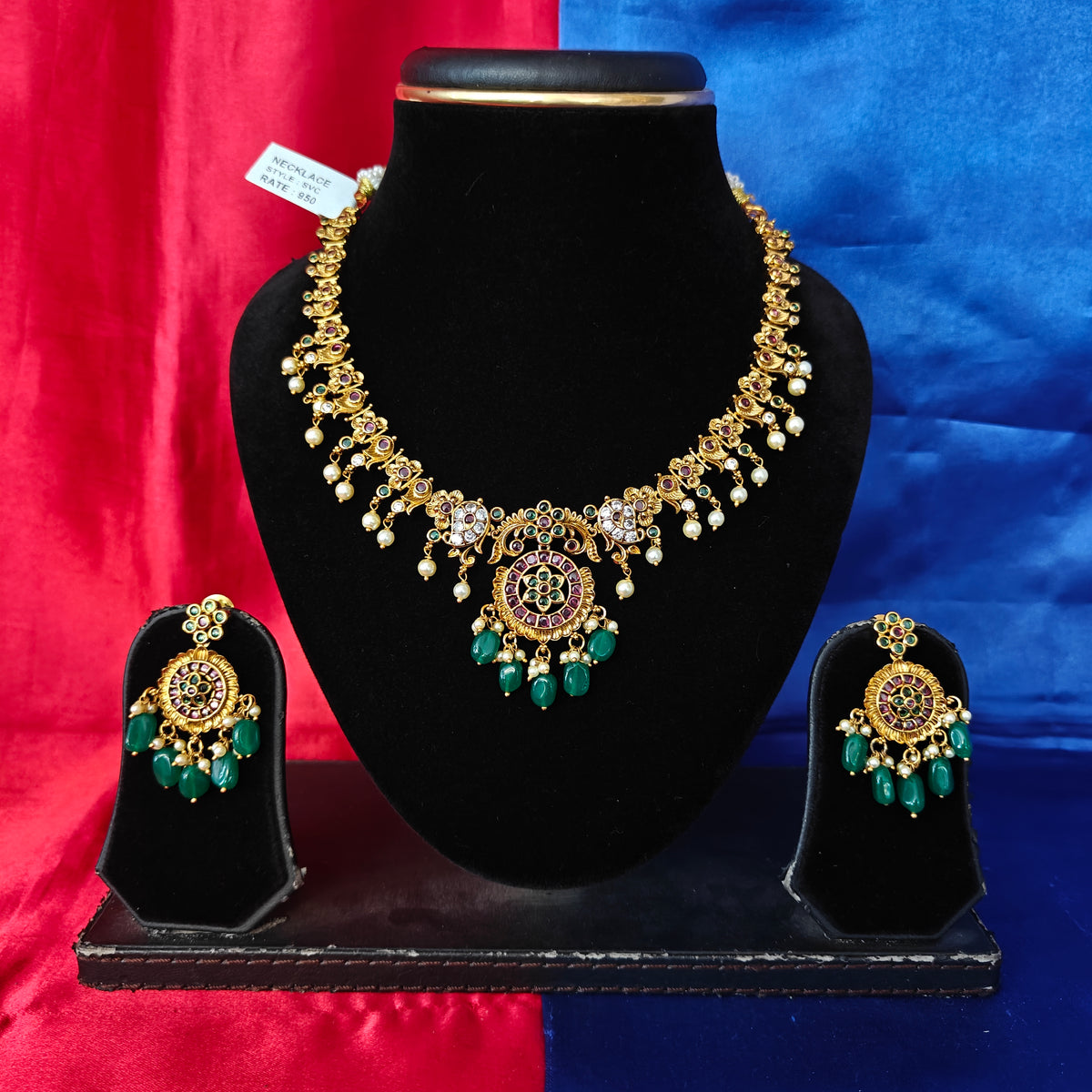 Beautiful Nakshi Short Necklace In Antique Finish