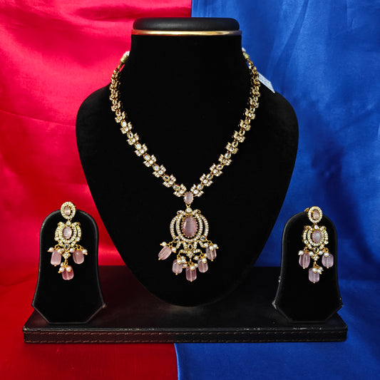 Beautiful Victorian Short Necklace In Baby Pink Stone