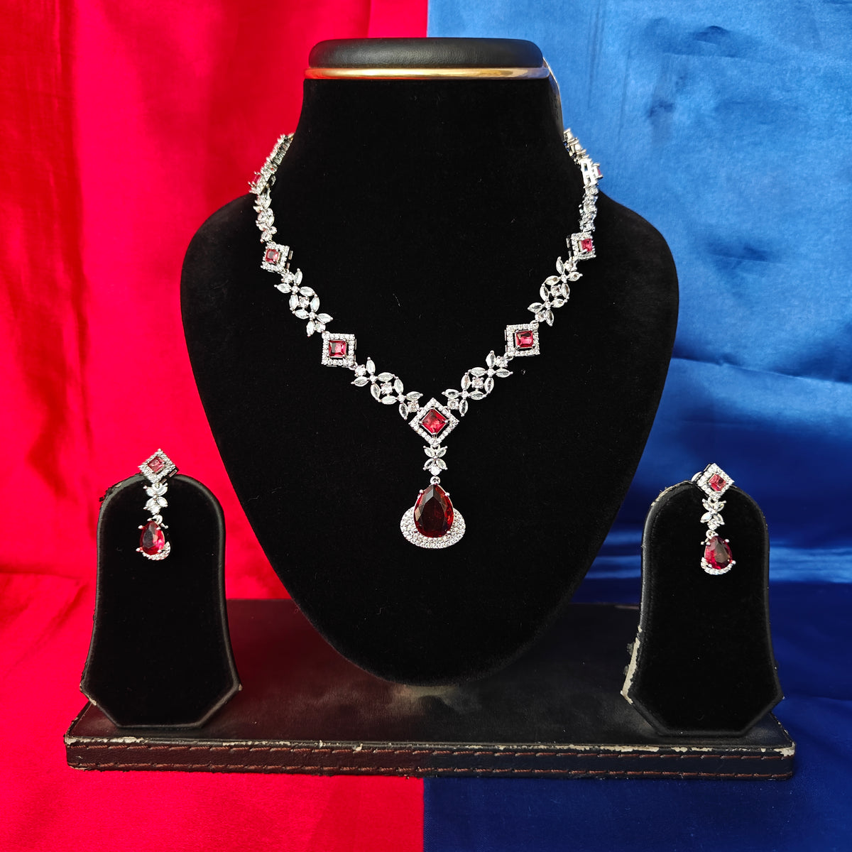 Elegant Silver Short Necklace In Maroon Coloured Stone