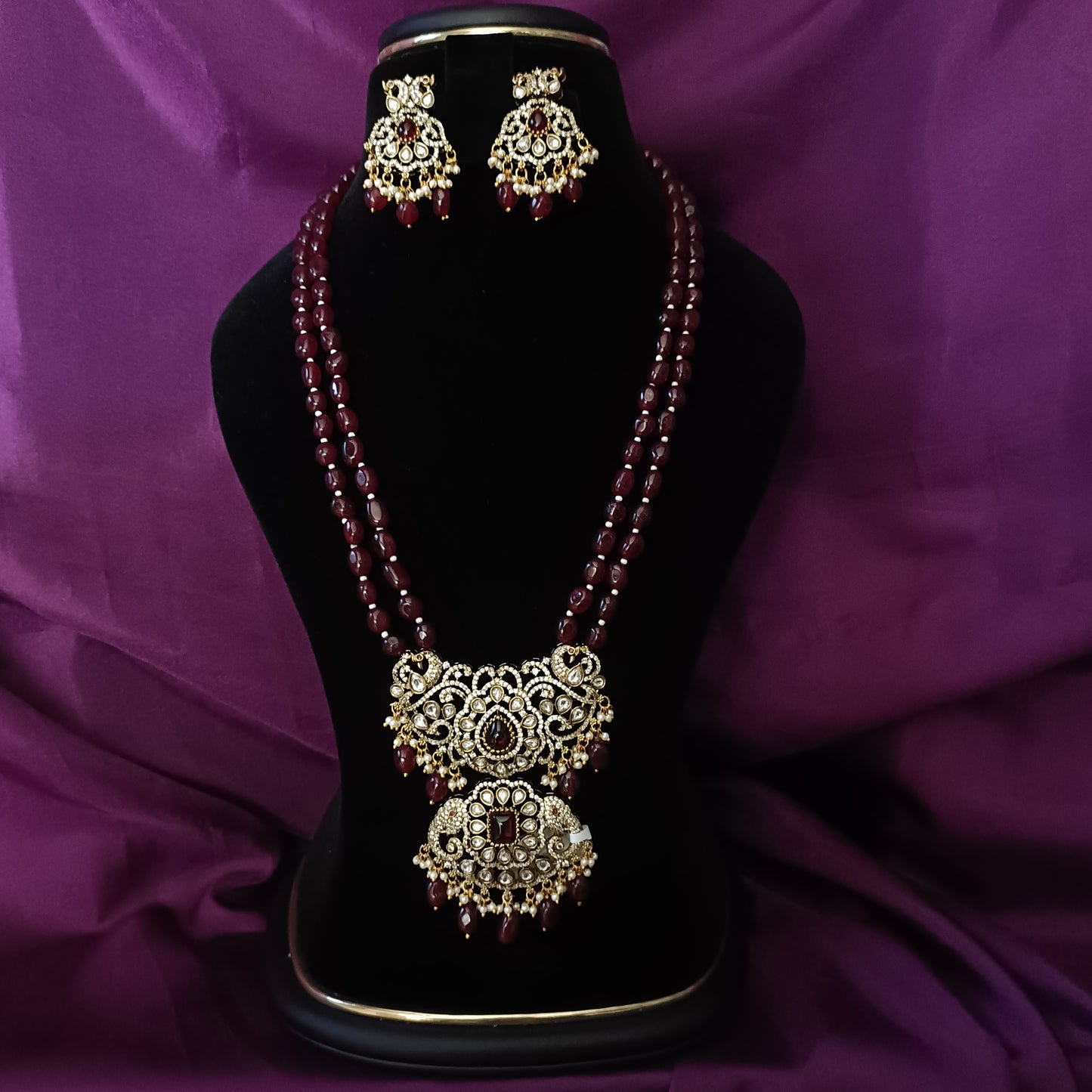 Elegant Raani Haaram With Victorian Locket