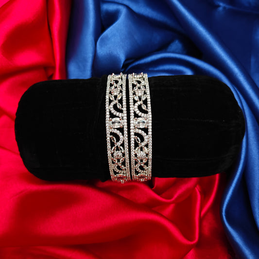 Beautiful Silver Bangle