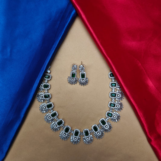 Elegant AD Short Necklace In Green Stone