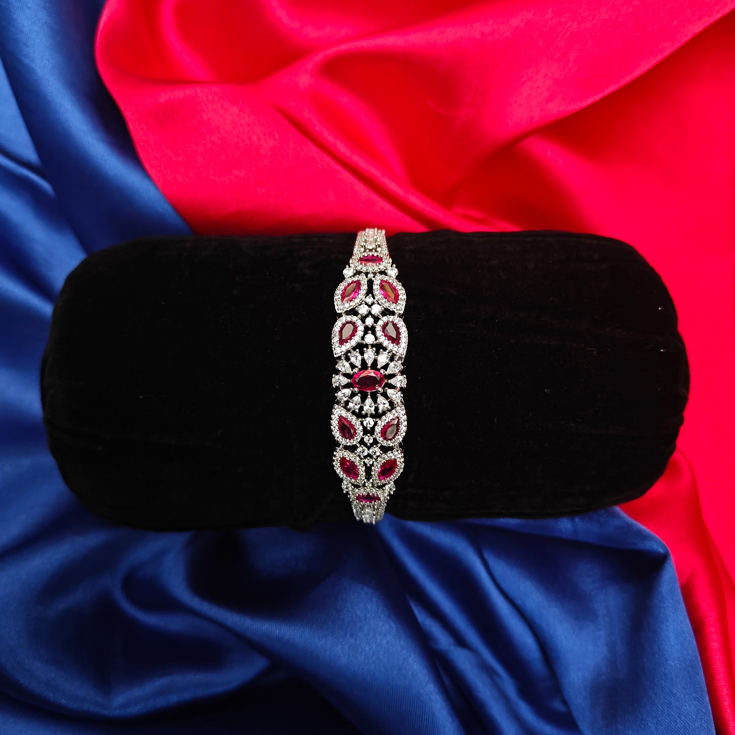 Beautiful Silver Bracelet In Ruby Stone