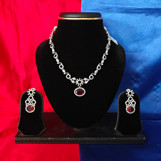 Elegant Silver Short Necklace In Red Stone
