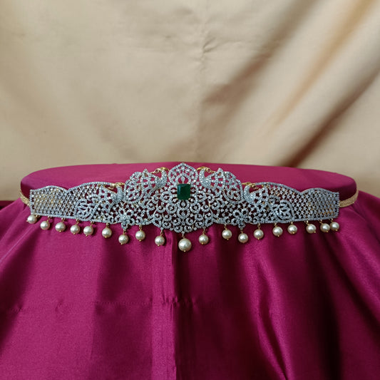 Elegant GJ Chain Type Vaddanam In Green Stone