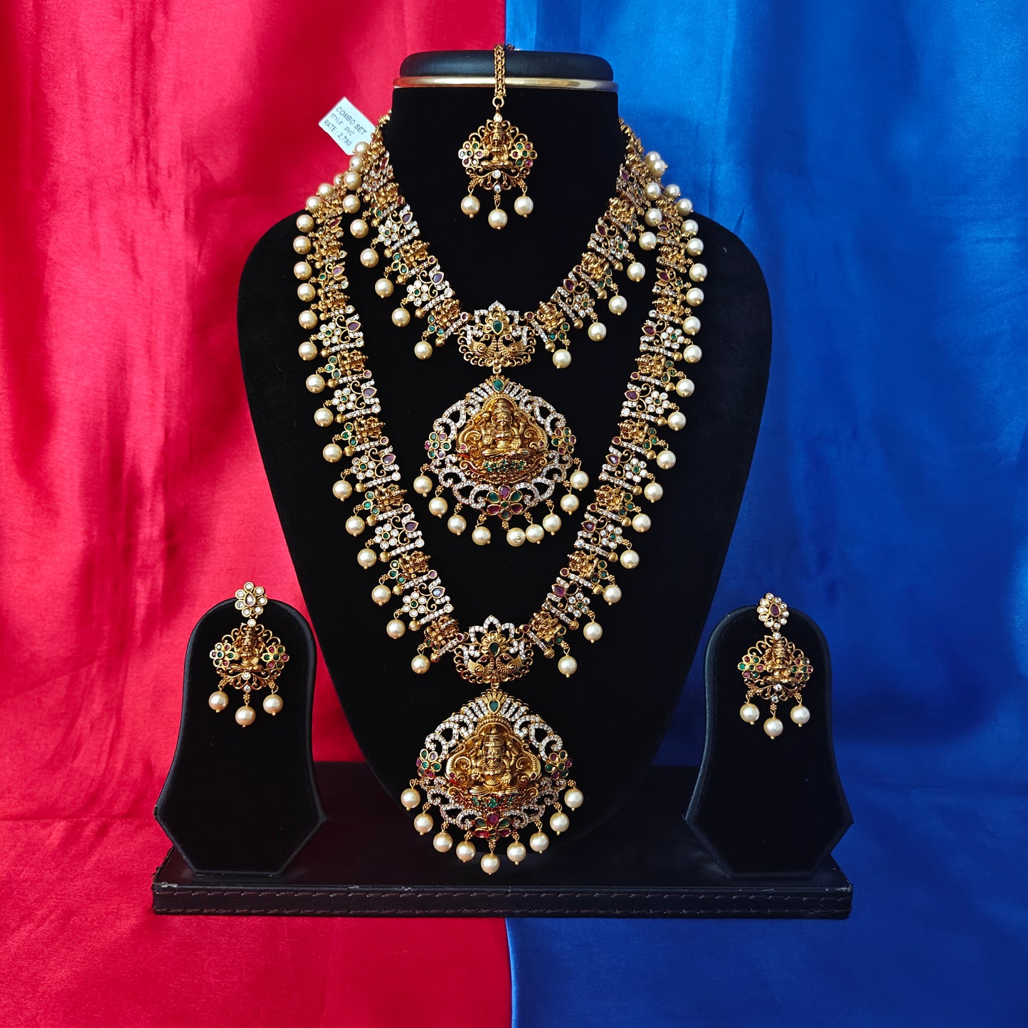 Beautiful Nakshi Combo Set With Laxmi Idol