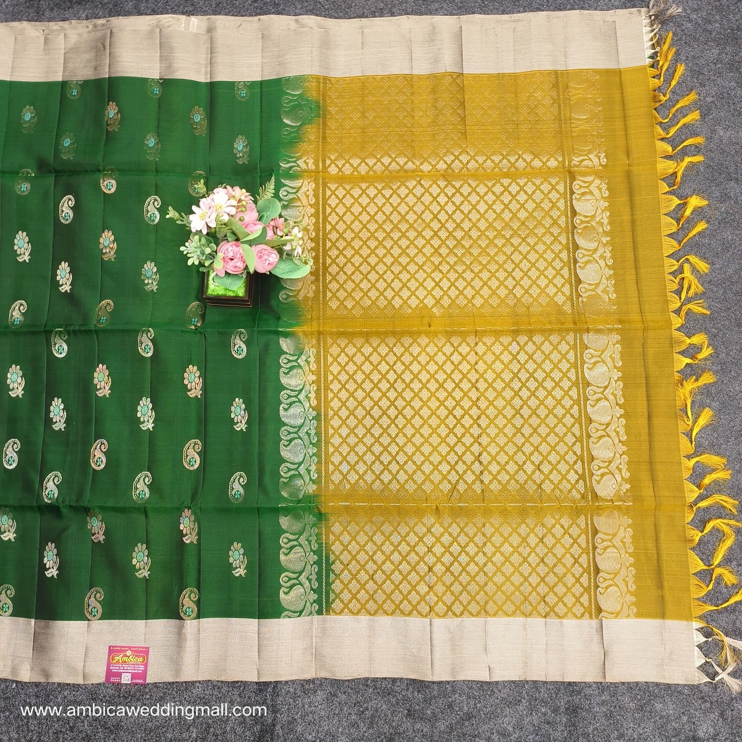 Handloom Kanchi Pattu 2Two Work Butta Saree