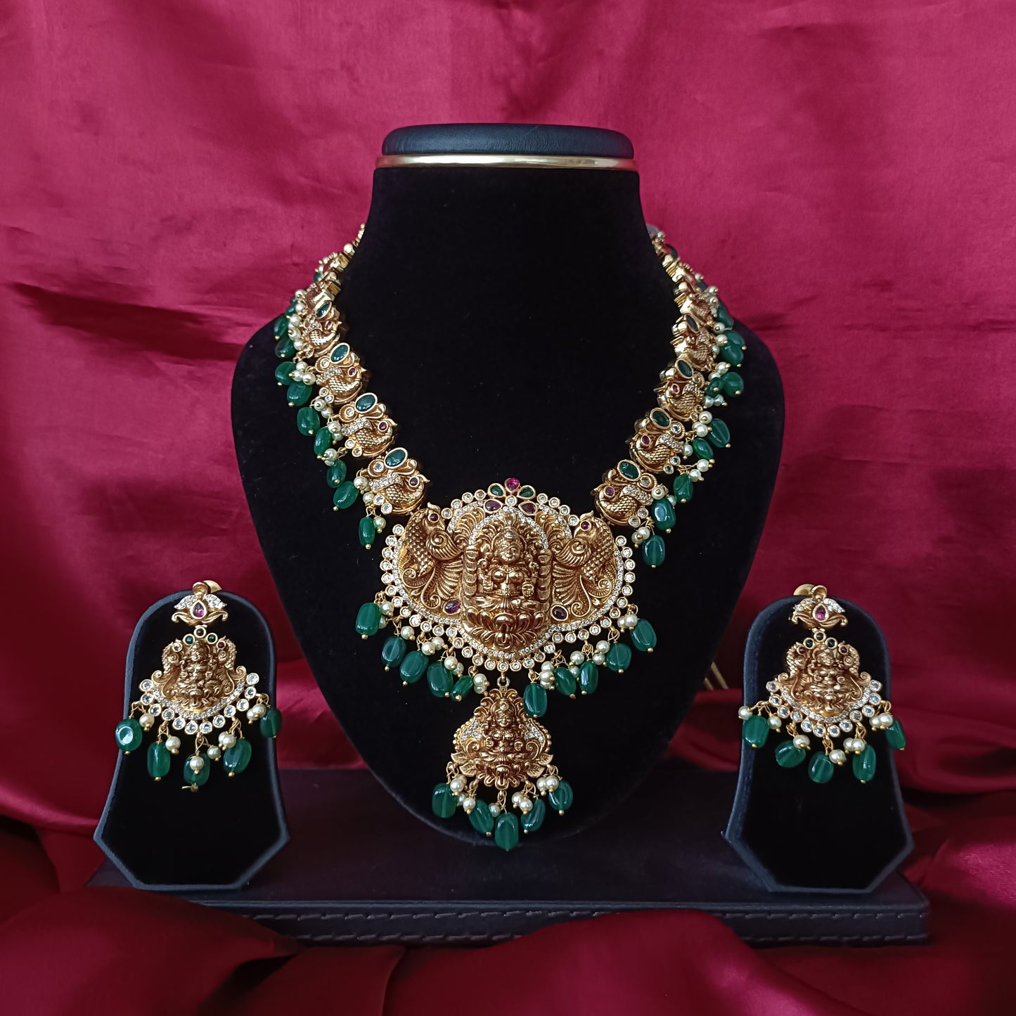 Beautiful Nakshi Short Necklace