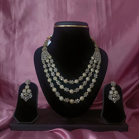 Beautiful Mehndi Polished Short Necklace