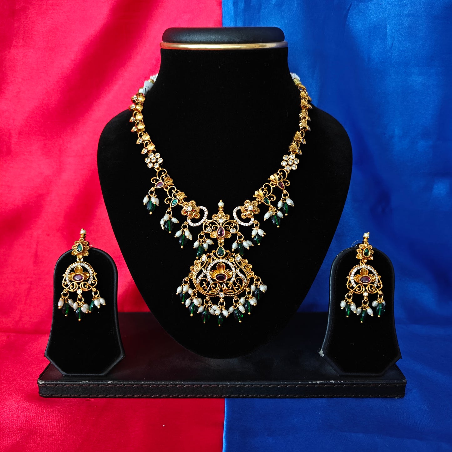 Beautiful Nakshi Short Necklace
