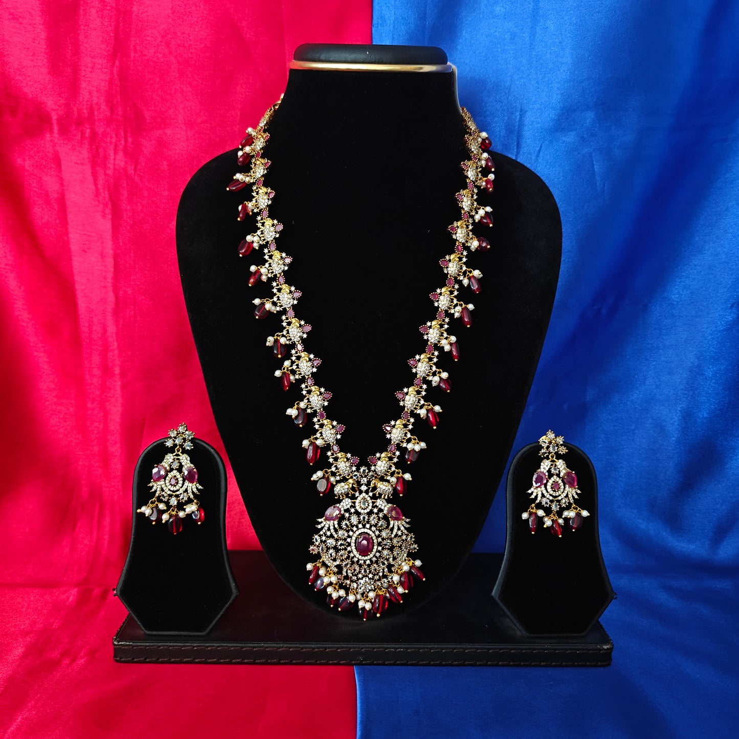 Elegant Victorian Long Necklace In Maroon Beads
