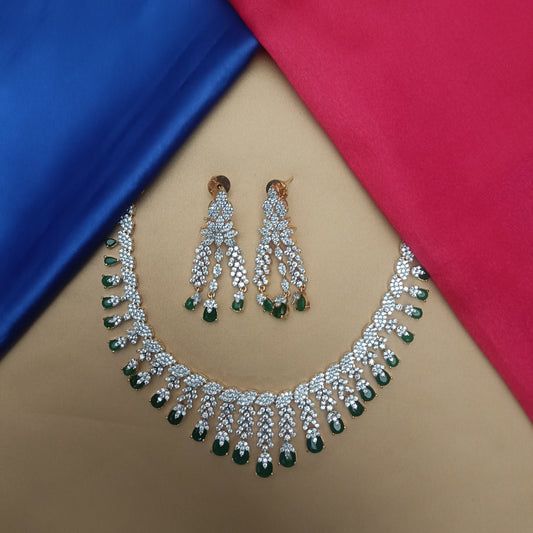 Elegant GJ Short Necklace