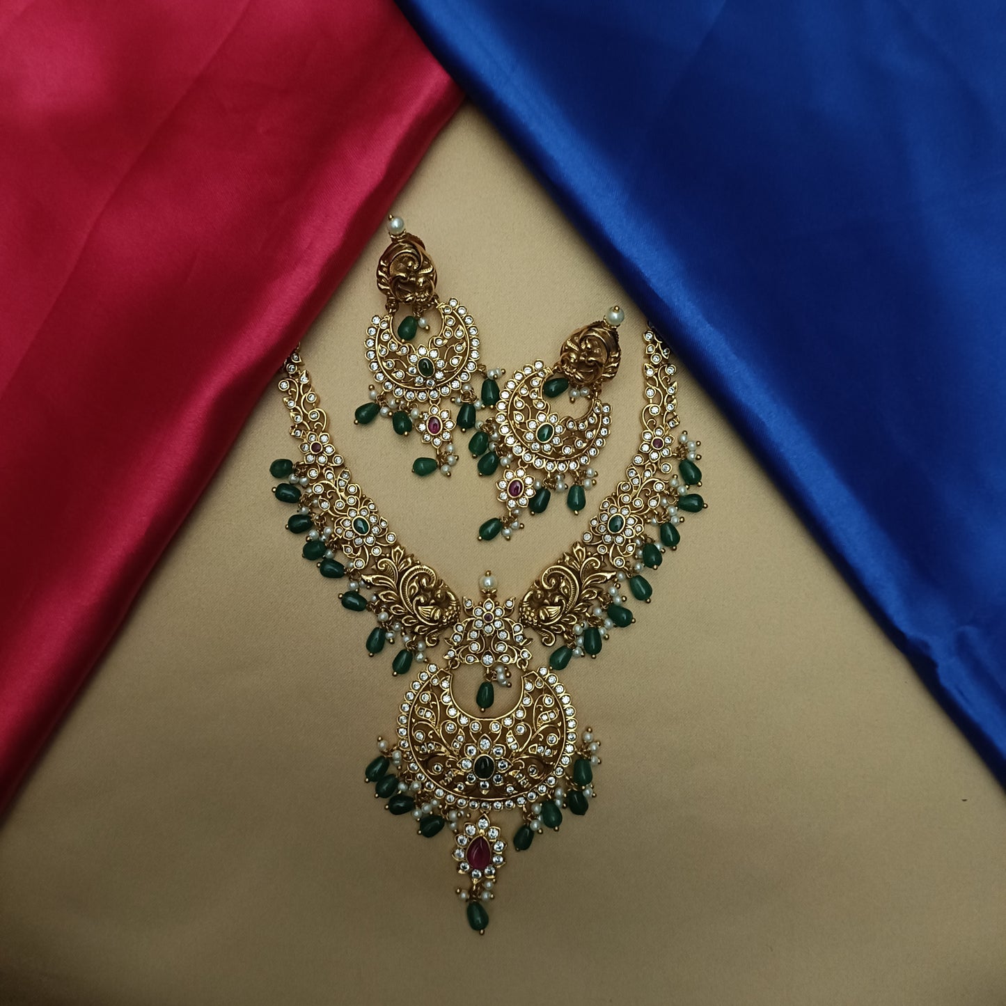 Elegant Nakshi Short Necklace