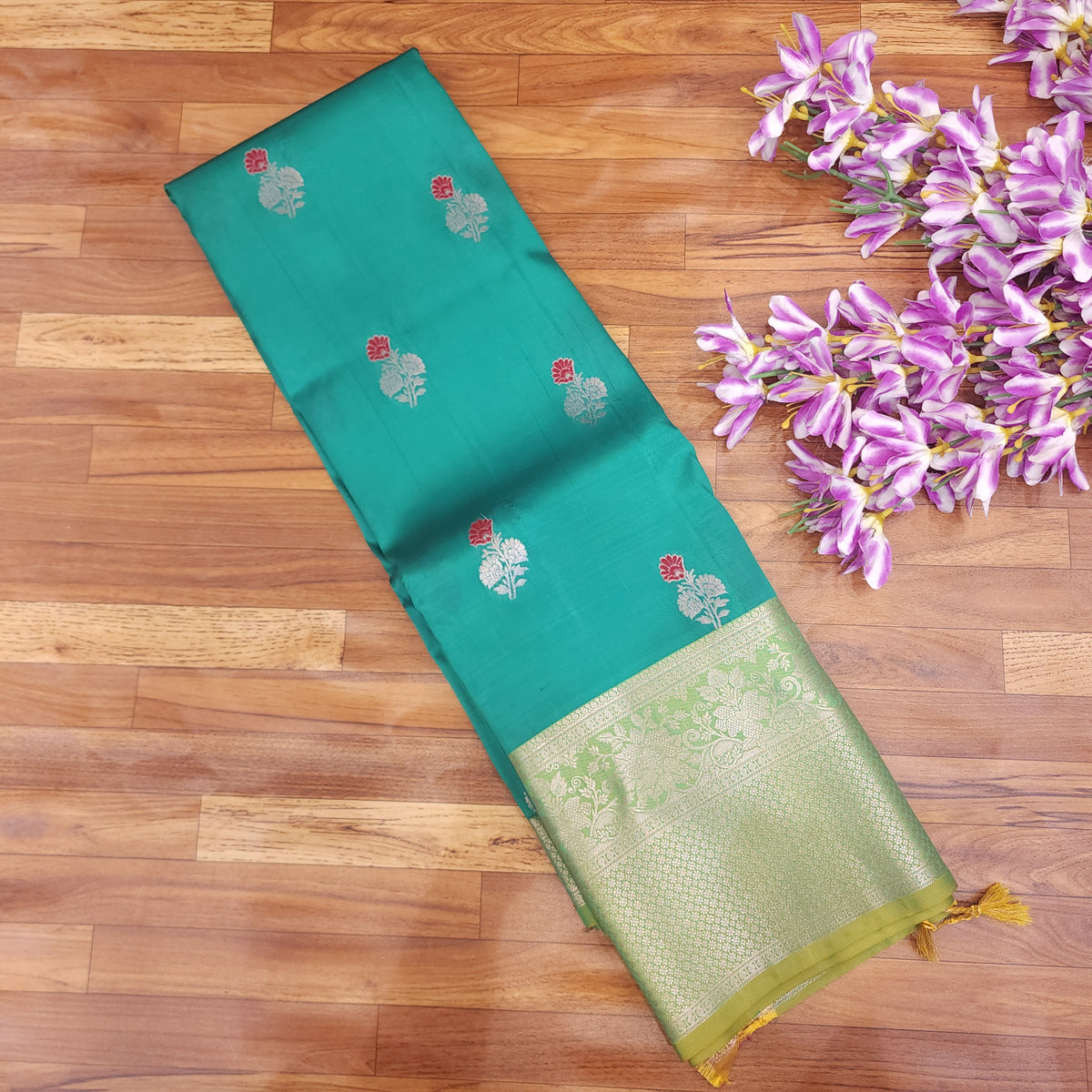 Semi Resham Kanchi Pattu Saree