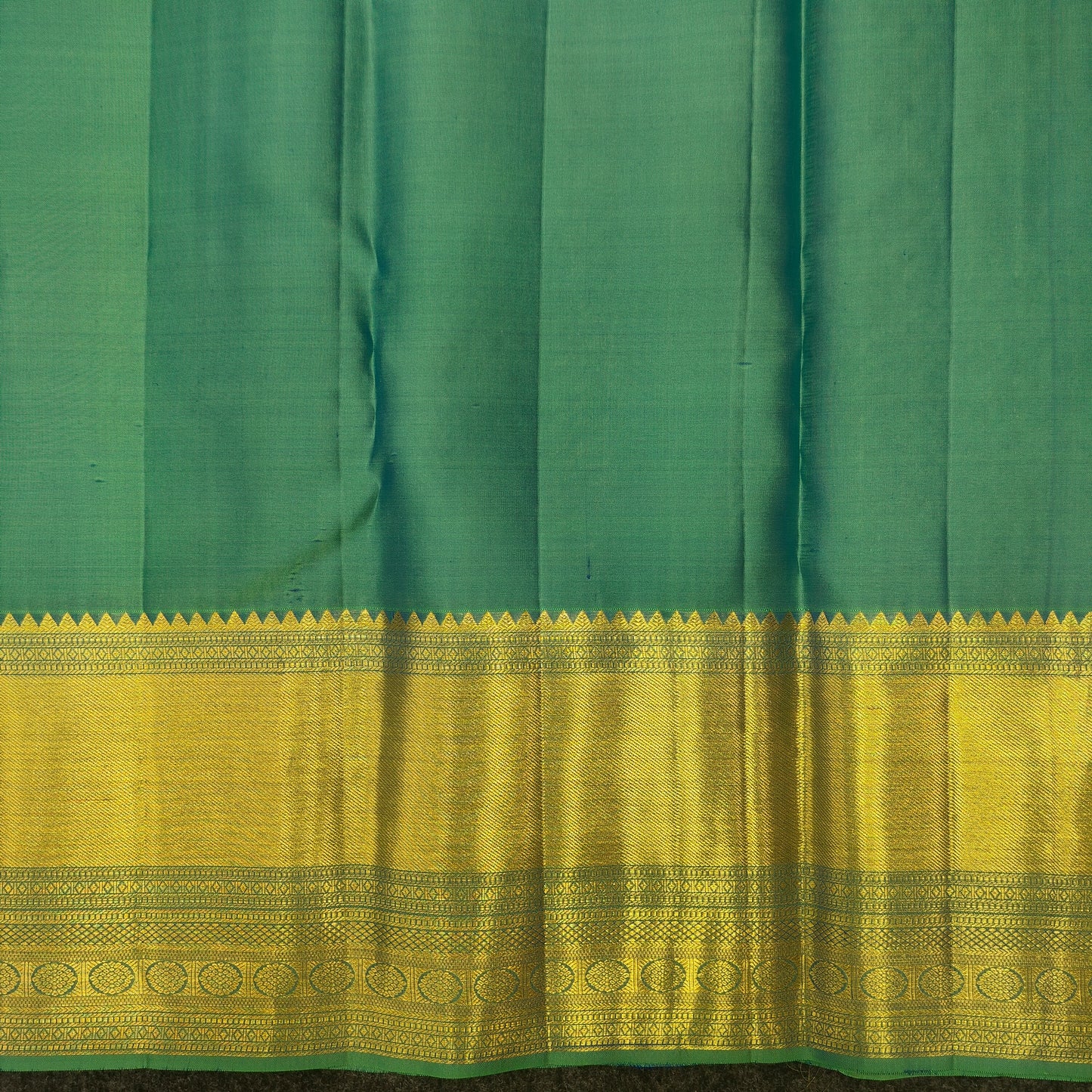 Kanchi Pattu Bridal Pure Zari Saree