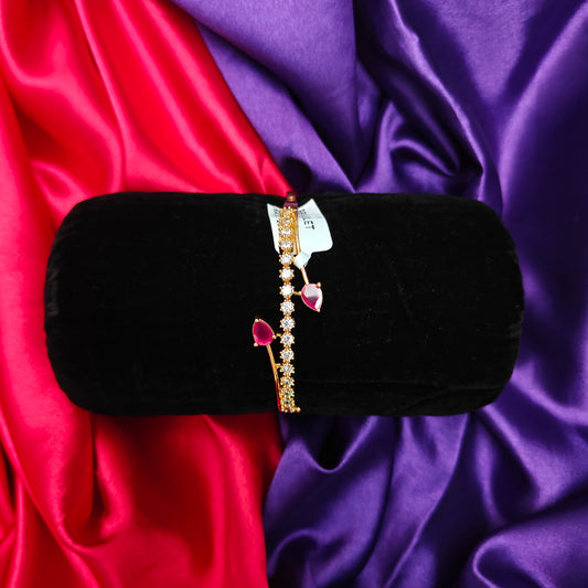 Beautiful Gold Bracelet In Ruby Stone