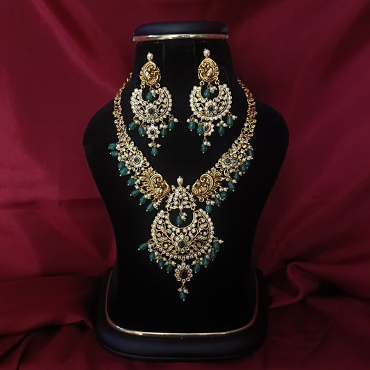 Trendy Chandbali Kempu Stone Short Necklace