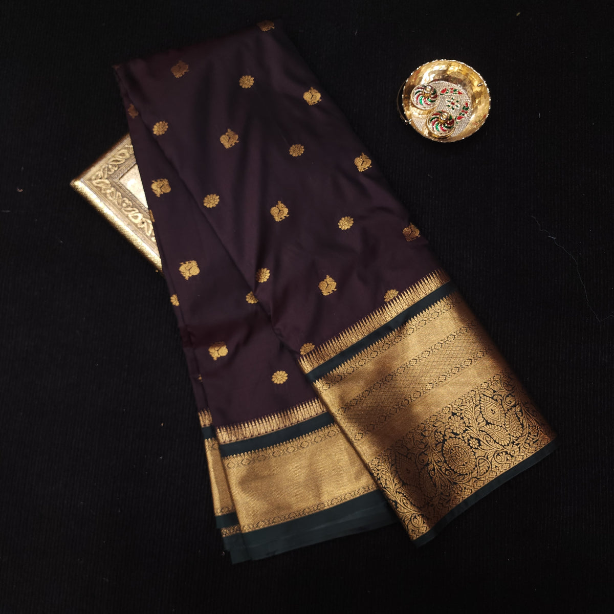 Semi Gadwal Pattu Saree