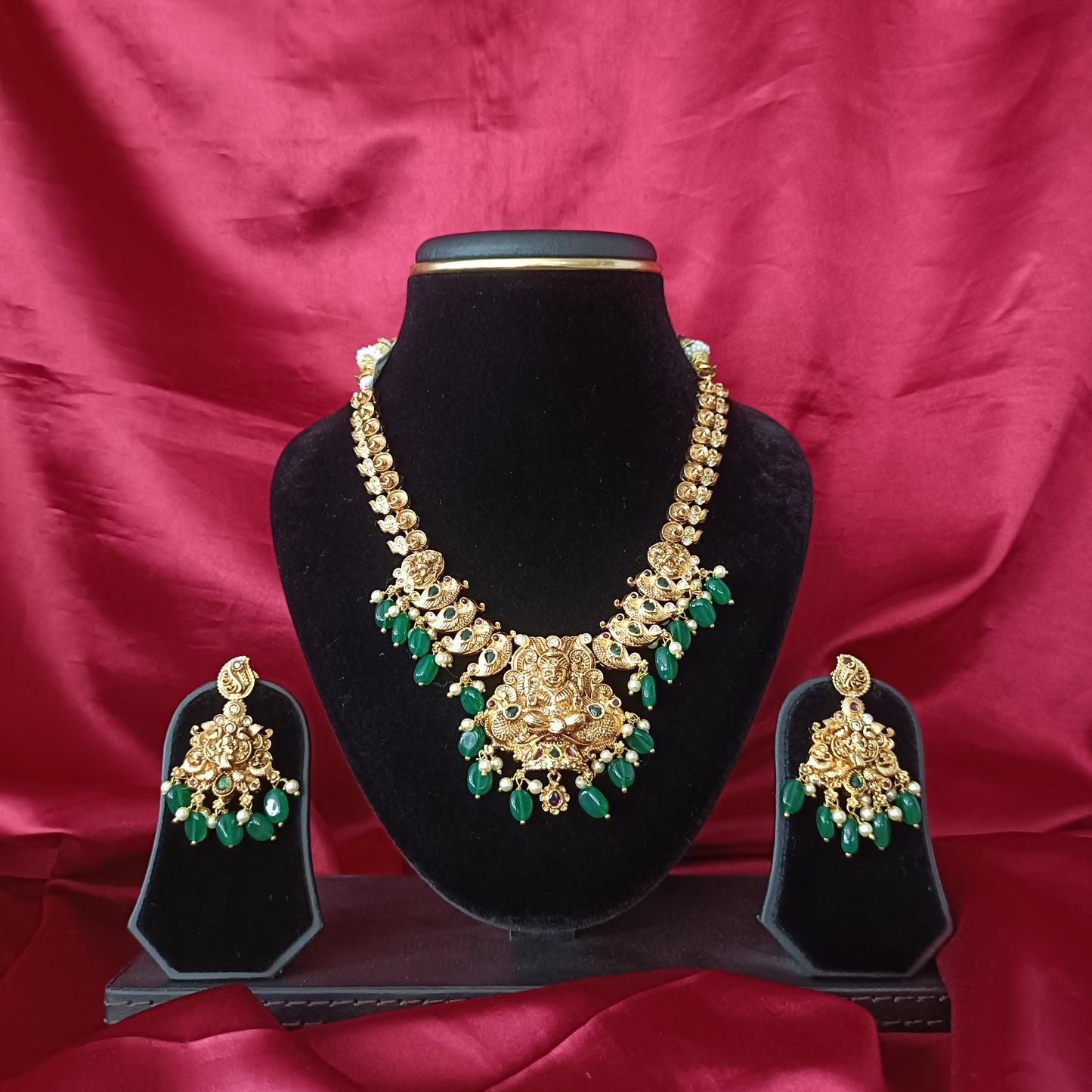 Beautiful Nakshi Short Necklace