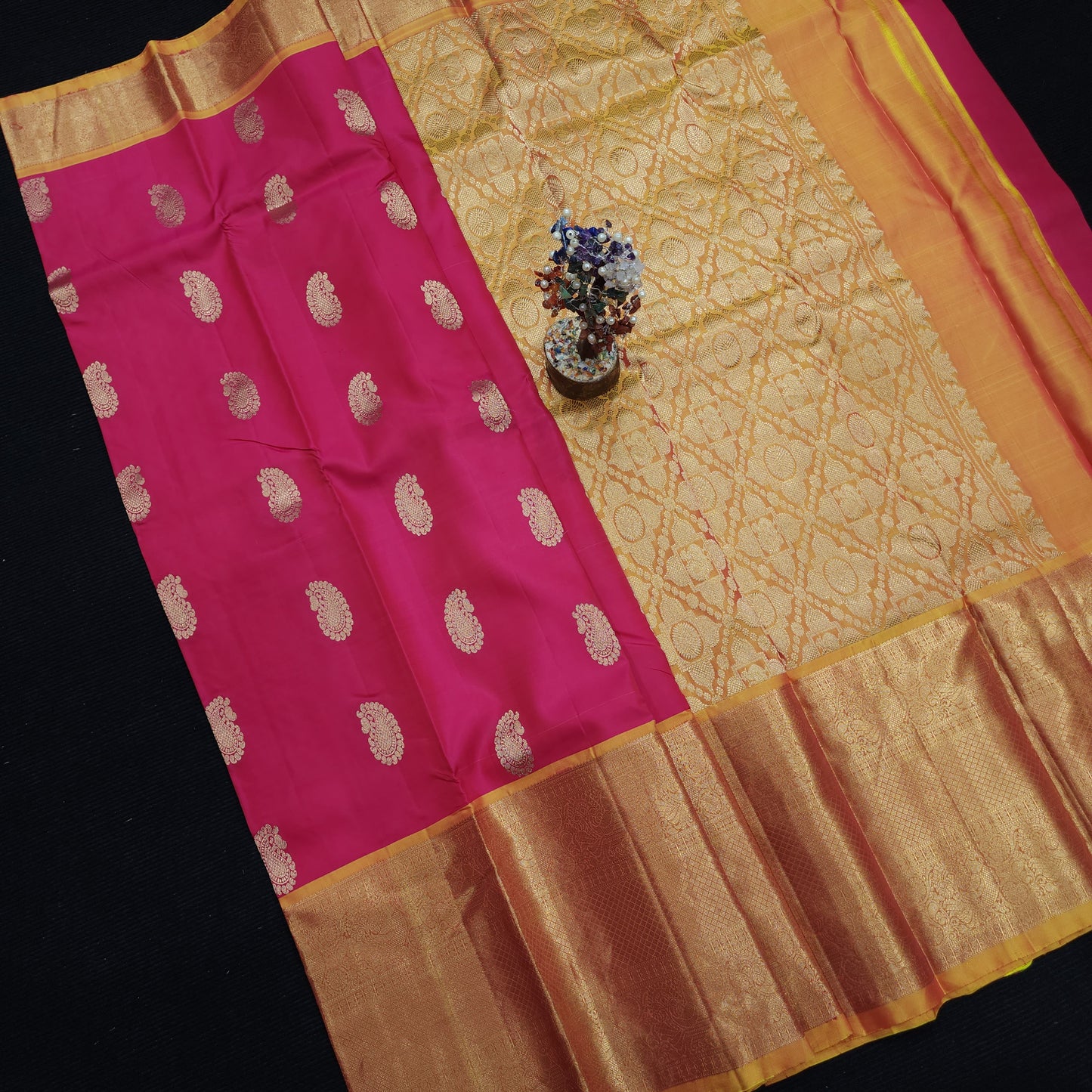 Kanchi Pattu Handloom Butta Saree