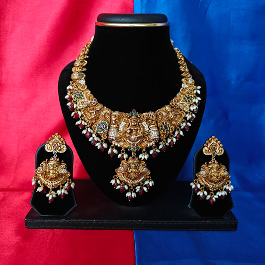 Beautiful Nakshi Short Necklace In Maroon Beads