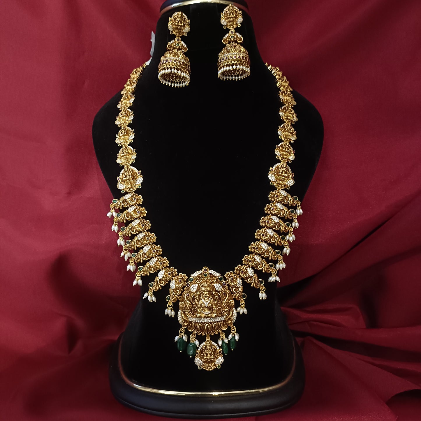 Gorgeous Laxmi Idol Long Haaram With Monalisa Beads