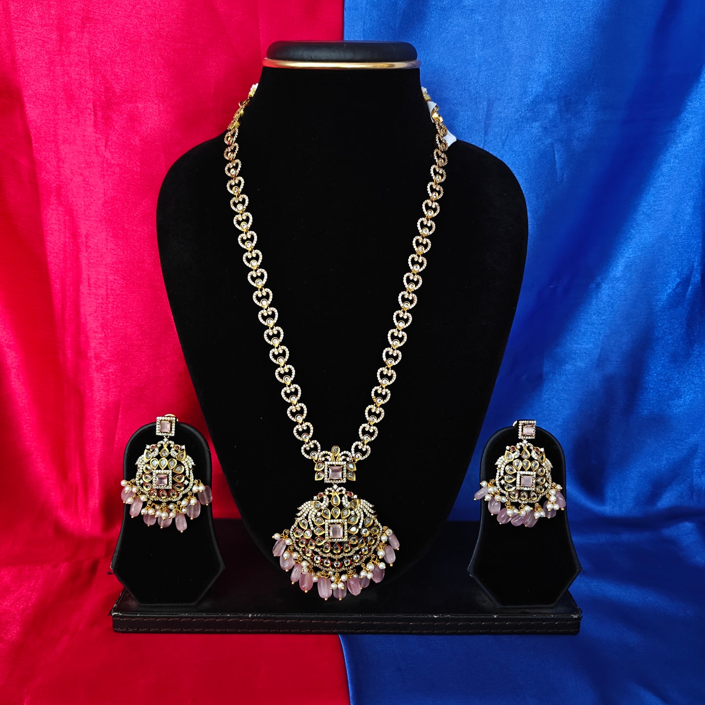 Elegant Victorian Long Necklace In Baby Pink Beads