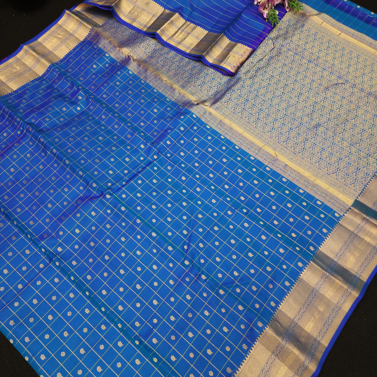 Vintage Handloom Light Weight Kanchi Butta Sarees