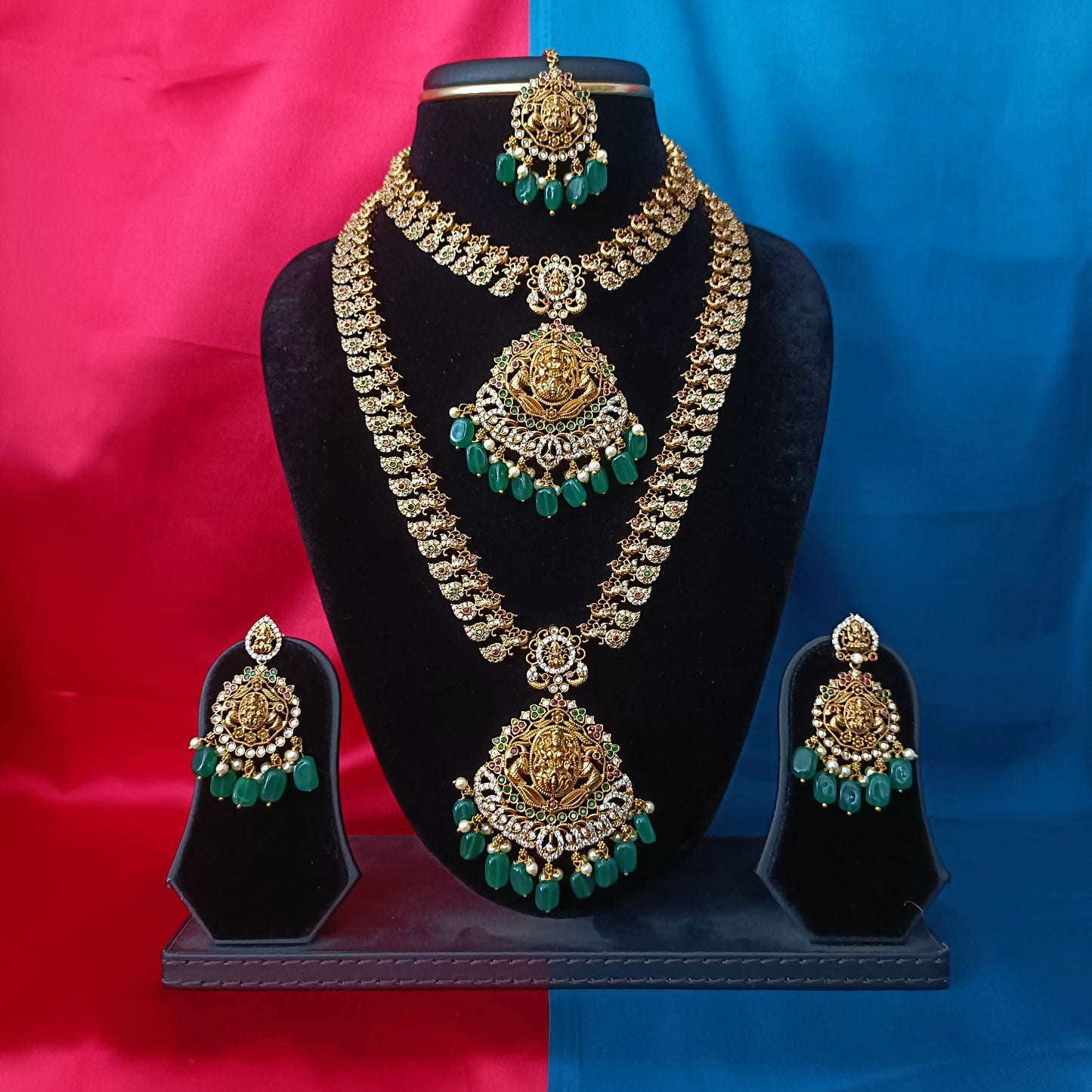 Beautiful Nakshi Combo set With Laxmi Idol