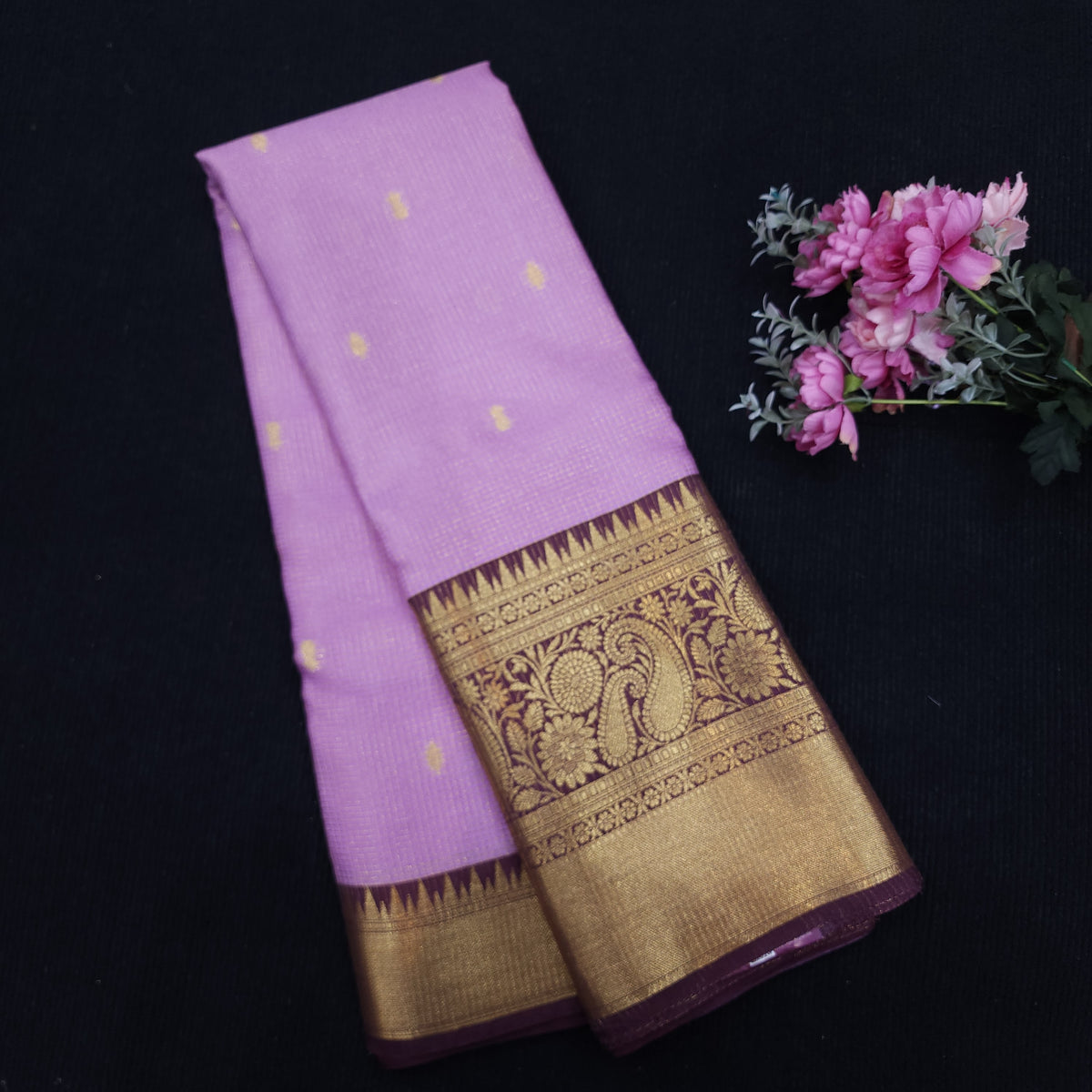 Trending Banaras Vintage saree