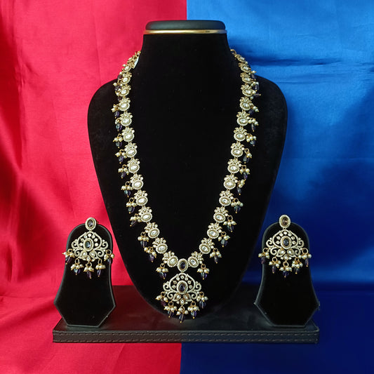 Elegant Victorian Long Necklace In Purple Beads