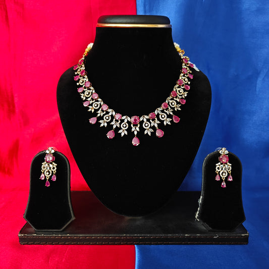 Beautiful Victorian Short Necklace In Ruby Stone