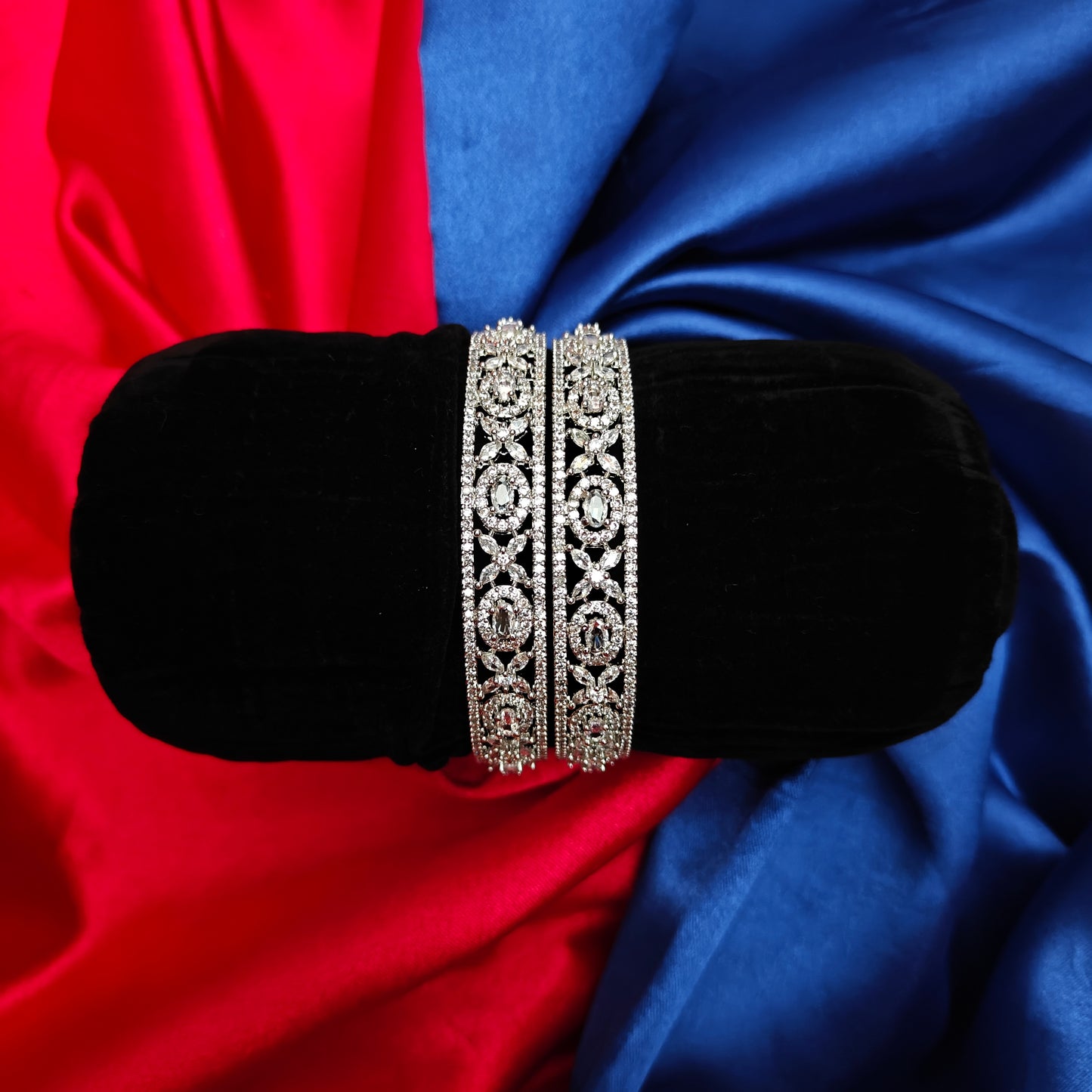Beautiful Silver Bangle