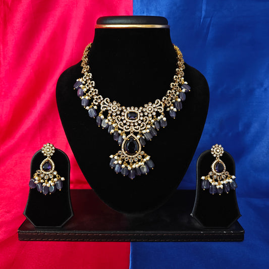 Elegant Victorian Short Necklace In Purple Beads