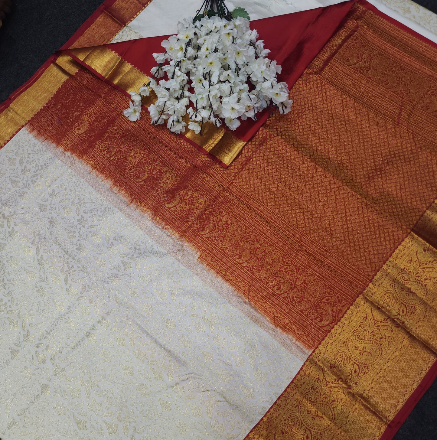 Pure Kanchi Pattu Resham Talambralu Saree