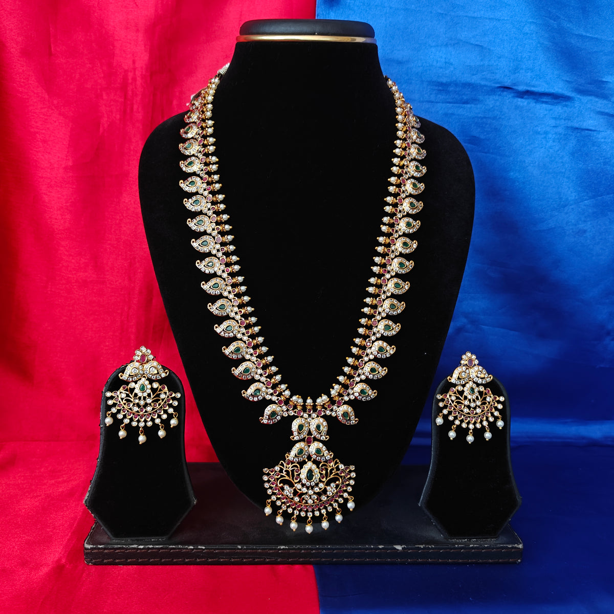 Beautiful Matt Finished Long Necklace