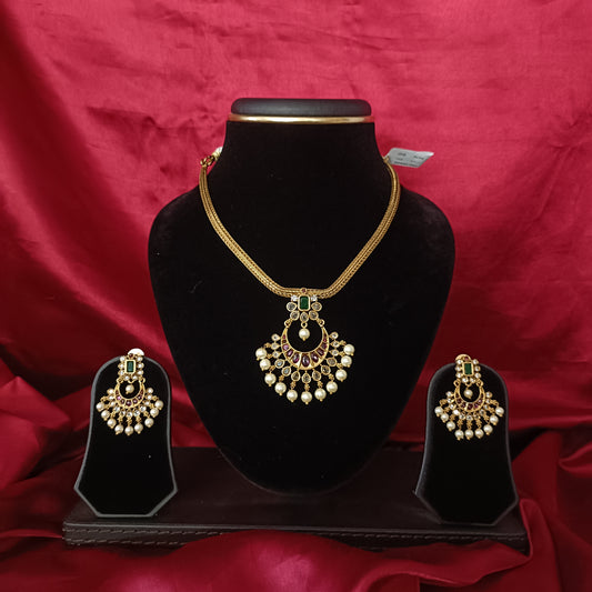 Simple Chandbali Non third Necklace