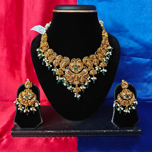 Beautiful Nakshi Short Necklace With Laxmi Idol